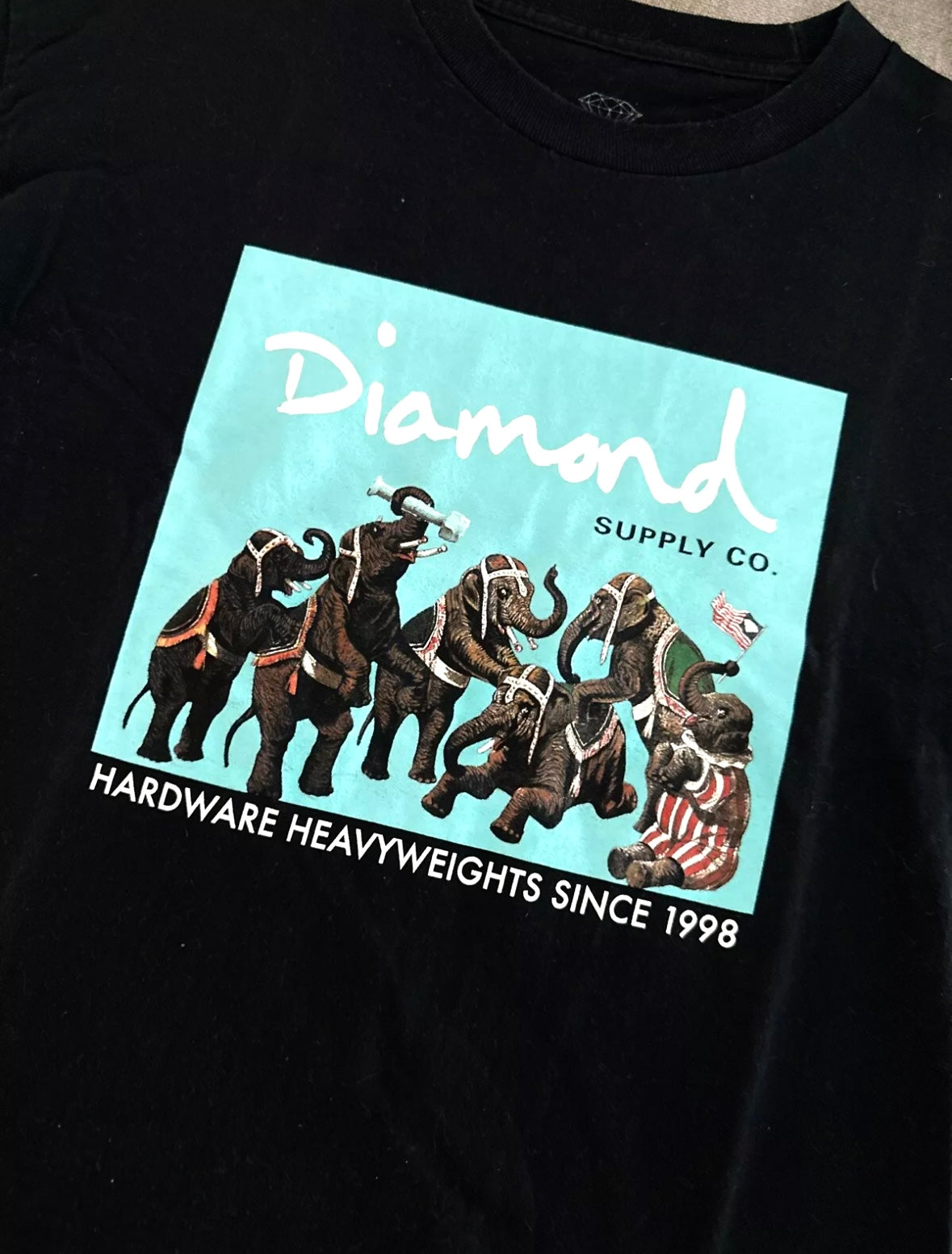 Polera Diamond Supply Heavyweights